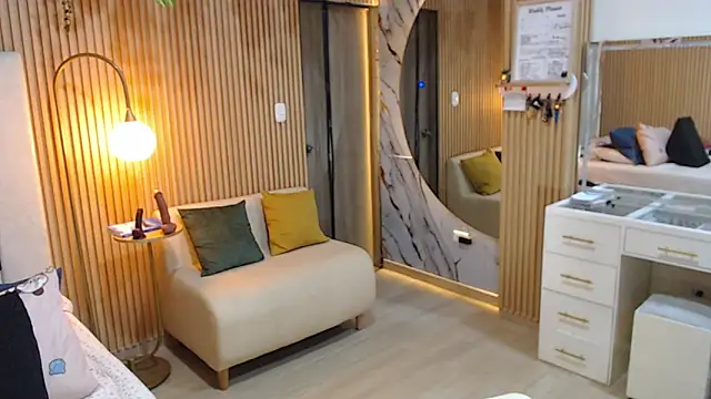 deepieredandwett online show from September 27, 10:00 am