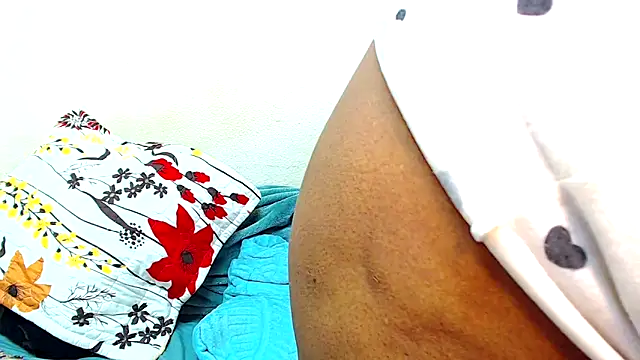 Ebonylovelyx online show from February 17, 12:32 am