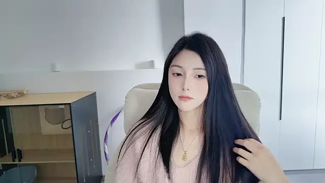 HaagenDazs  online show from April 9, 6:19 am