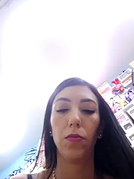 LunaZambrano online show from February 27, 5:46 pm