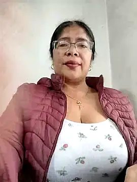   valentina18 online show from November 13, 1:21 pm