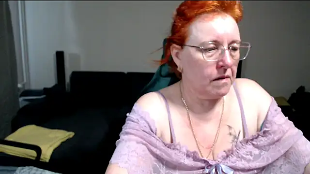 JoannaAndNeighbour online show from March 12, 8:06 am