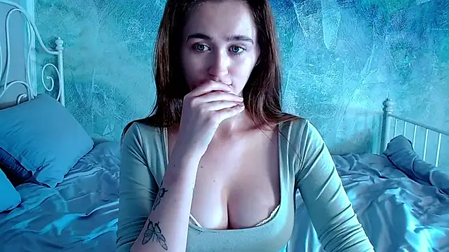 millllina online show from November 24, 3:25 pm