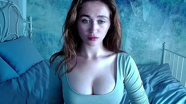 millllina online show from September 12, 3:08 pm