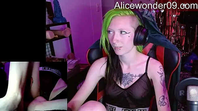 alicewonder09 online show from January 19, 4:41 am