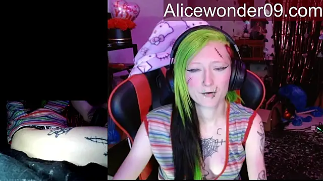 alicewonder09 online show from February 12, 7:54 am