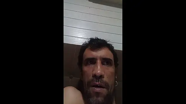 Hotcasados69 online show from April 26, 6:22 am