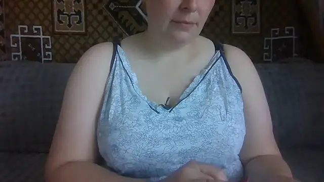 Diana Britt online show from June 18, 6:37 am