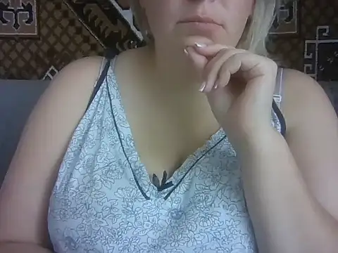 Diana Britt online show from September 28, 7:14 am