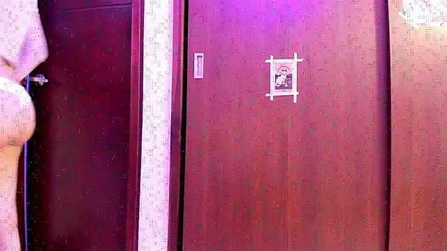  Lunnaa  online show from October 27, 1:01 am