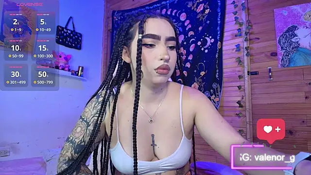 valenor  online show from November 18, 2:12 am