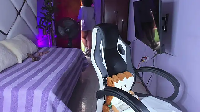 DannaBerry online show from September 17, 4:49 pm