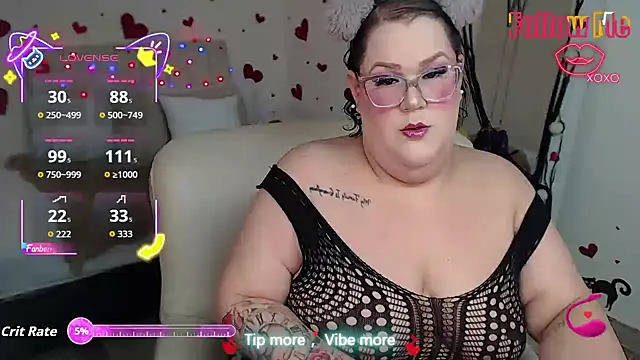 GiannaMorrys online show from November 22, 3:20 am