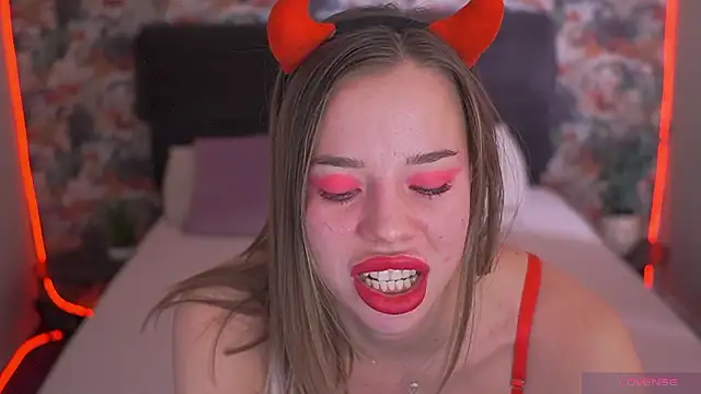 Sexy Ira online show from March 3, 8:09 am