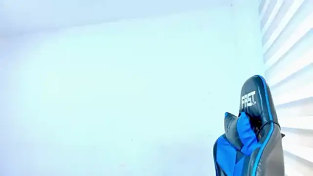 sophiax-x online show from April 10, 9:32 pm