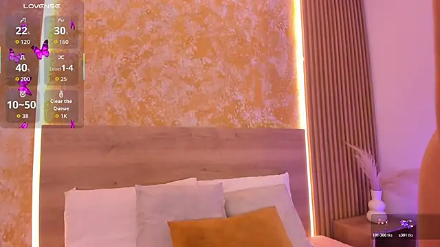 Alana 2916  online show from November 25, 4:14 am