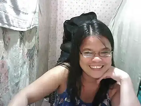 abiemayhottiey online show from November 30, 2:10 pm