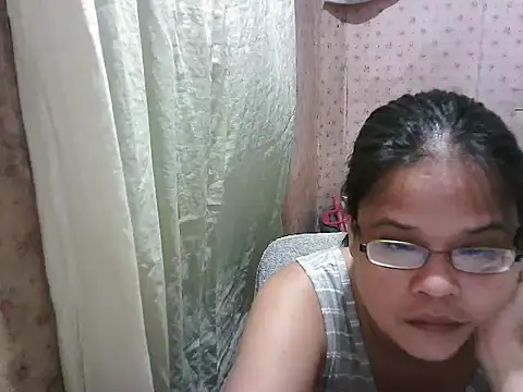 abiemayhottiey online show from September 30, 10:43 am