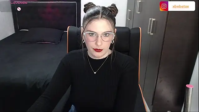 xxbbtaa online show from November 5, 9:09 pm