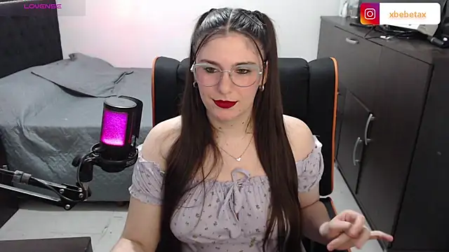 xxbbtaa online show from January 18, 1:57 am