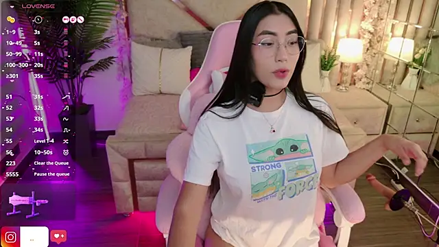 shanon- online show from September 18, 9:02 pm