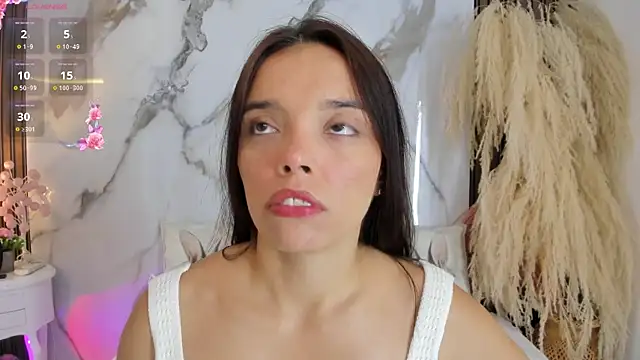 hannahill69 online show from October 16, 6:27 am