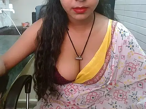 LovingPihu online show from September 22, 6:45 am