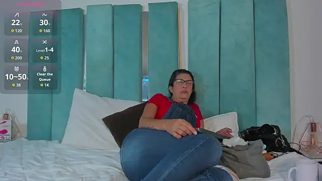 Keyla Milf online show from February 5, 10:51 am