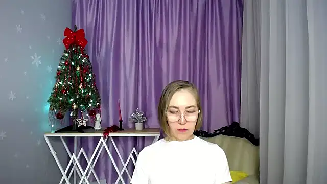 queen a n i online show from February 2, 1:54 pm