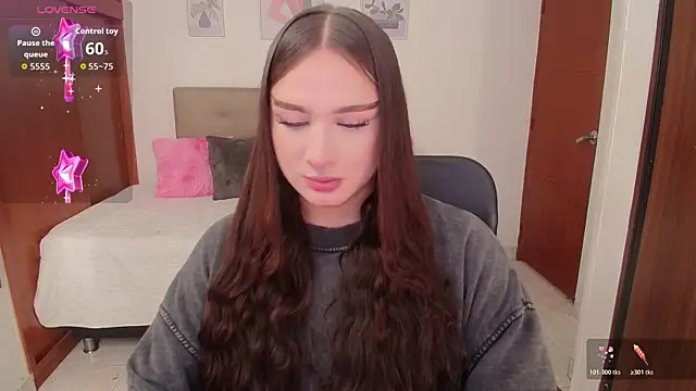 Miley Baker online show from October 20, 4:43 pm