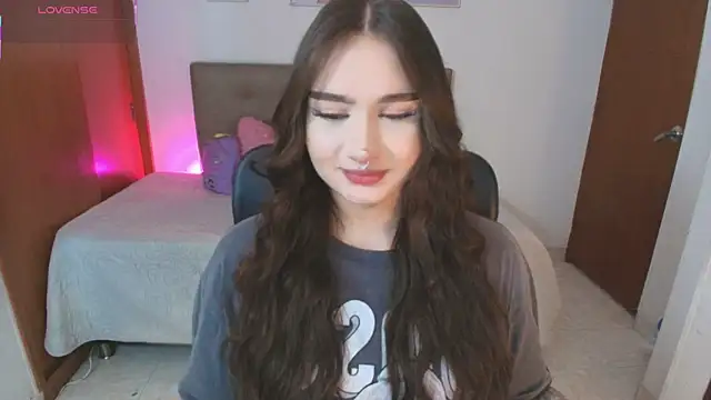 Miley Baker online show from April 21, 12:45 pm