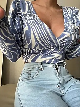 DulceMya6 online show from June 5, 1:06 pm