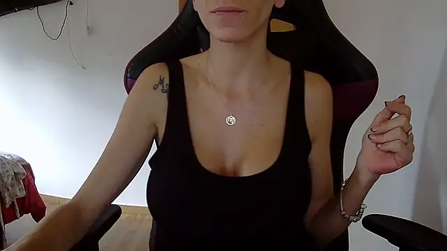 Vampirosa online show from September 26, 11:19 am