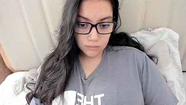 roniewester online show from February 27, 3:01 pm