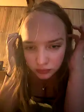 camandlilly422 online show from November 22, 4:15 am