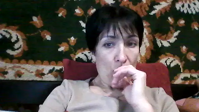 SunnyAmorre online show from October 6, 7:47 am