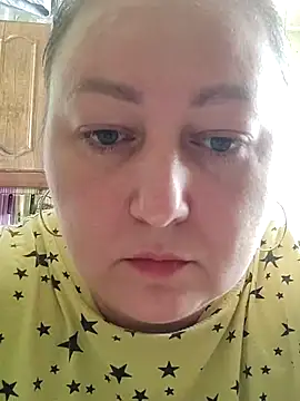 Rini333 online show from May 4, 9:57 am