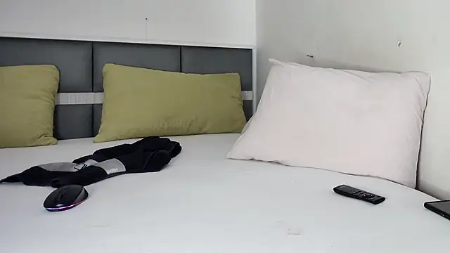 miatemptress69 online show from September 22, 9:08 am