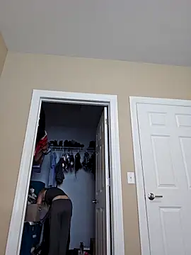 AmethystFoxx online show from September 29, 7:52 pm