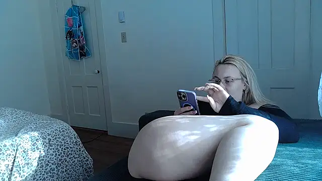 ashleyblaydex online show from February 8, 7:28 pm