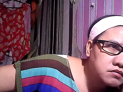 sweetsosie18 online show from October 2, 8:47 pm