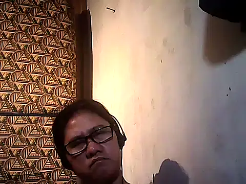 sweetsosie18 online show from February 1, 9:24 pm