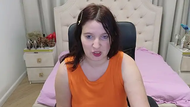 AmazingTori online show from October 4, 1:06 pm