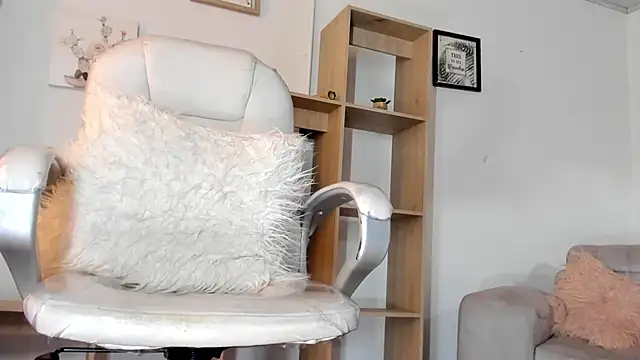 Antonnella 3 online show from October 27, 2:34 pm