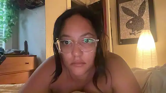 dreamyriri online show from February 24, 3:32 pm