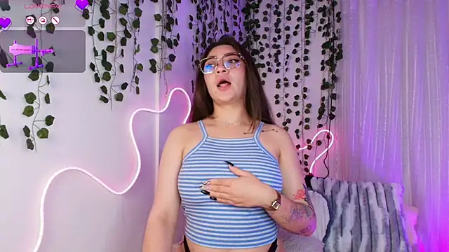 Samii Evans online show from March 12, 5:54 am