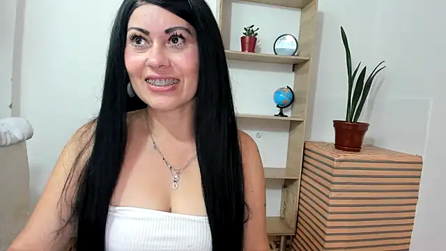 Tania mature online show from September 26, 5:54 pm