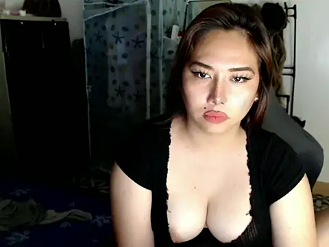 urqueendominant online show from December 4, 5:10 am