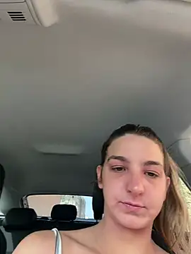 DoriDeluxe66 online show from July 15, 8:19 am