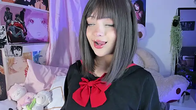 mia angel  online show from February 9, 11:51 pm